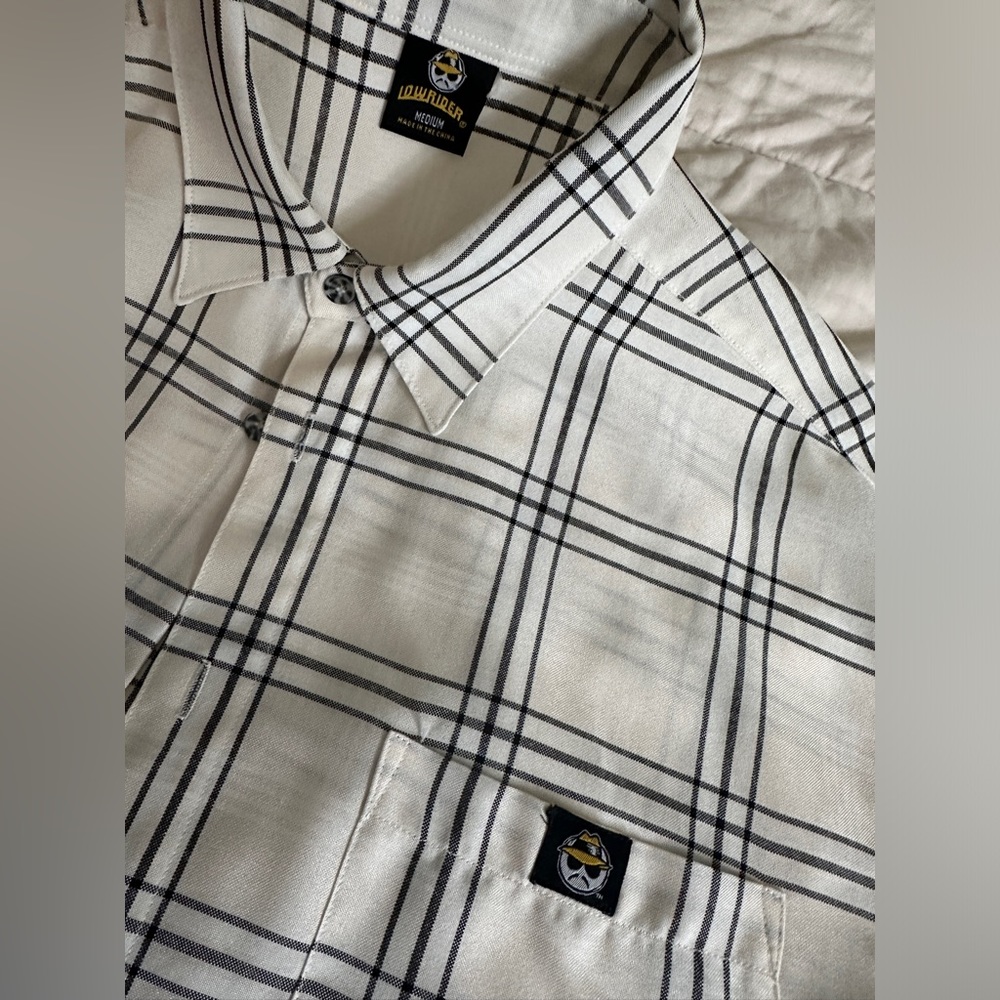 Lowrider Men's Short Sleeve Plaid Button Shirt M